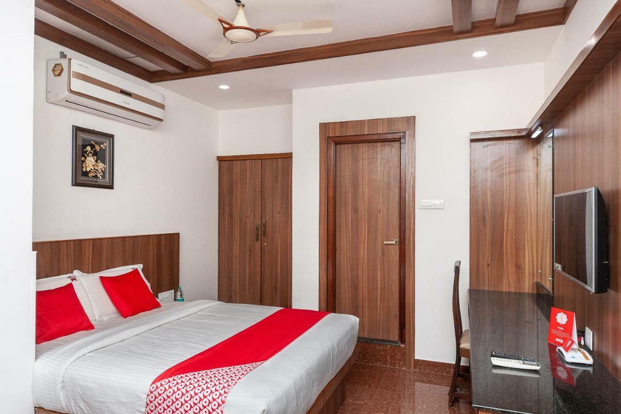 Oyo 29859 Rds Guest House Ambur Exteriér fotografie