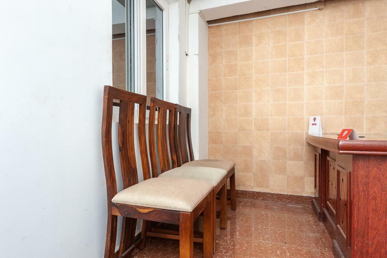 Oyo 29859 Rds Guest House Ambur Exteriér fotografie