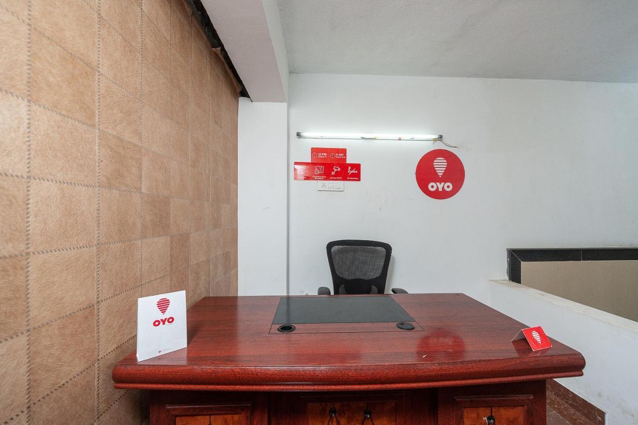 Oyo 29859 Rds Guest House Ambur Exteriér fotografie