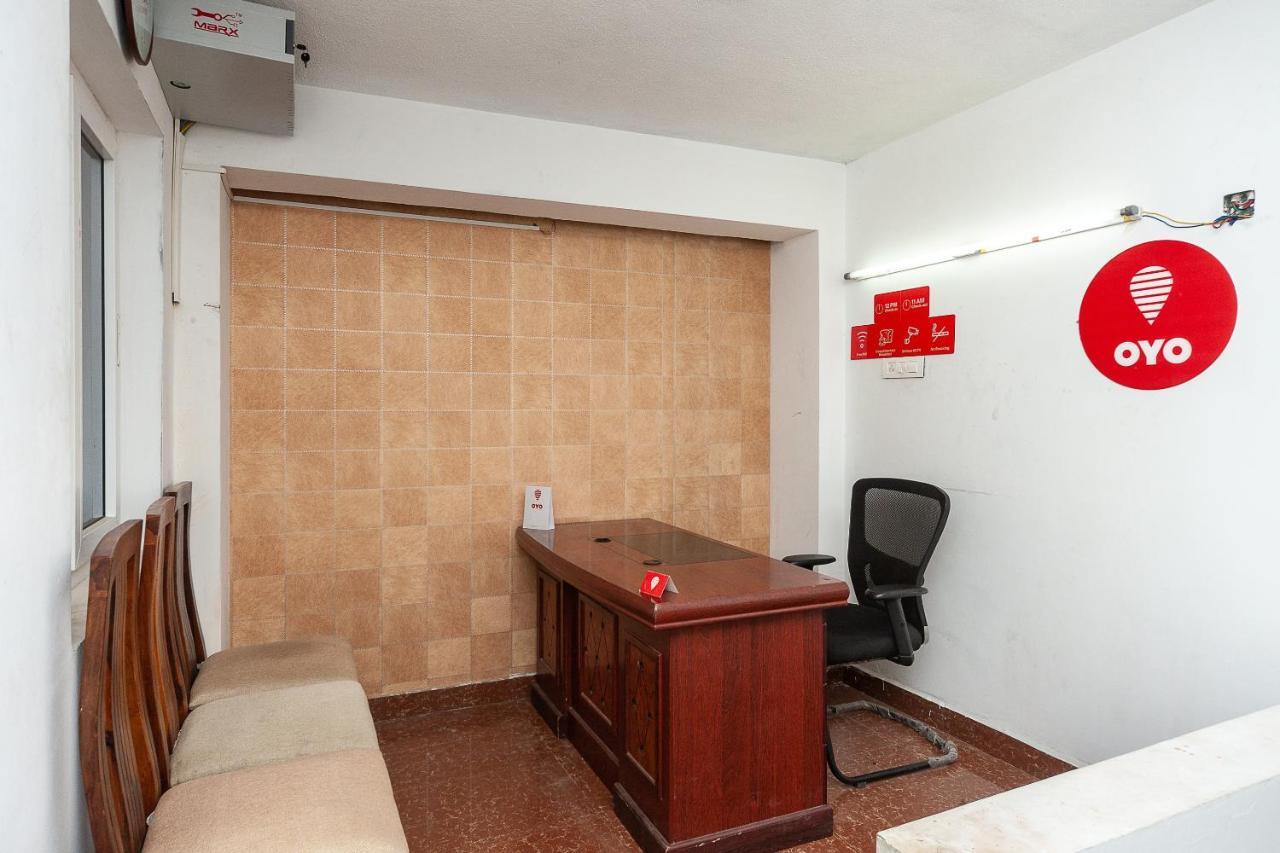 Oyo 29859 Rds Guest House Ambur Exteriér fotografie