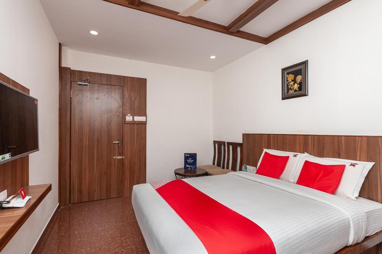 Oyo 29859 Rds Guest House Ambur Exteriér fotografie